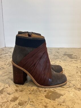 VPL By LD Tuttle Italy Heeled Ankle Boots Size 36.5